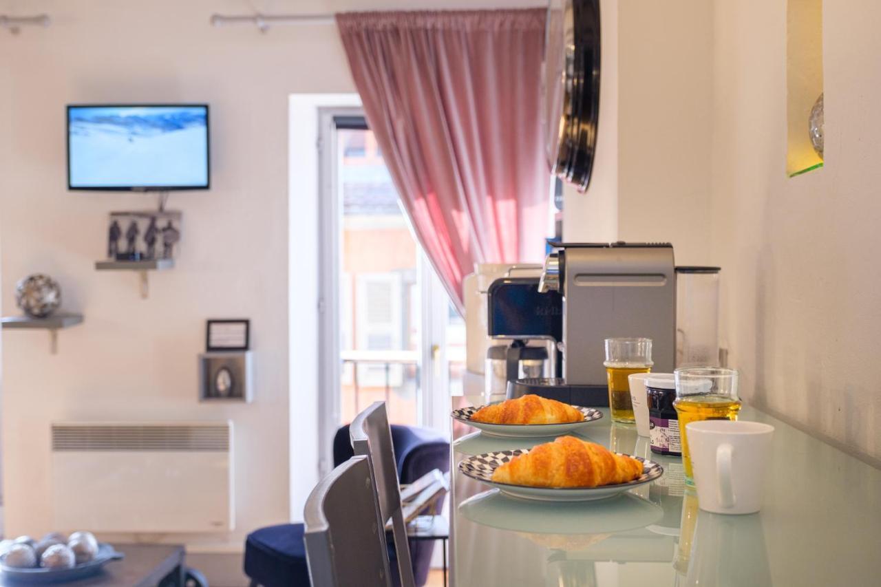 Au Grey D'Annecy, Studio Cosy Au Coeur De La Ville Kültér fotó